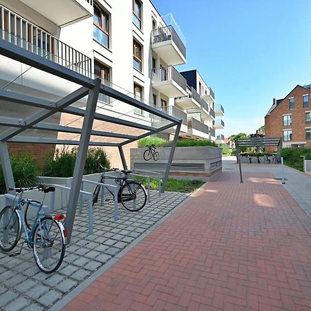 Beige 3City Apartment With Parking In Gdansk By Noclegi Renters Exterior photo